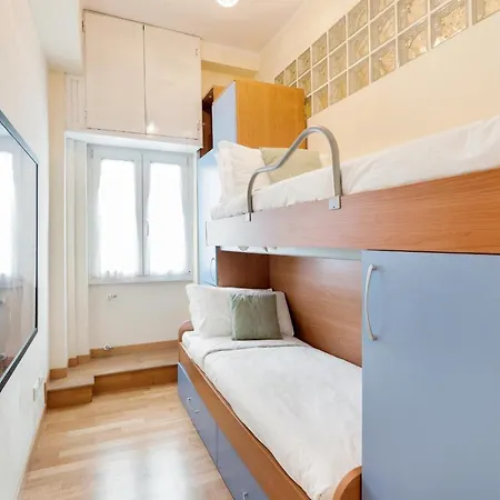 Fascinating 2 Bed Flat Up To 6 Guests In Testaccio Διαμέρισμα Ρώμη