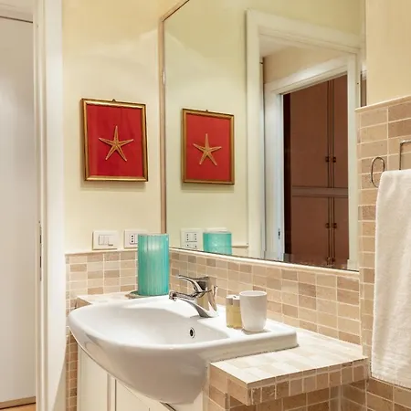 Fascinating 2 Bed Flat Up To 6 Guests In Testaccio Διαμέρισμα *